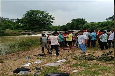 Khabar East:Three-friends-drown-while-bathing-in-a-river