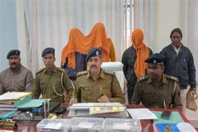 Khabar East:Three-smugglers-arrested-with-2-kg-830-grams-of-opium