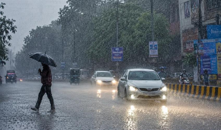 Khabar East:Thunder-Lightning-And-Rain-Alert-For-12-Odisha-Districts-For-Next-3-Hours-IMD