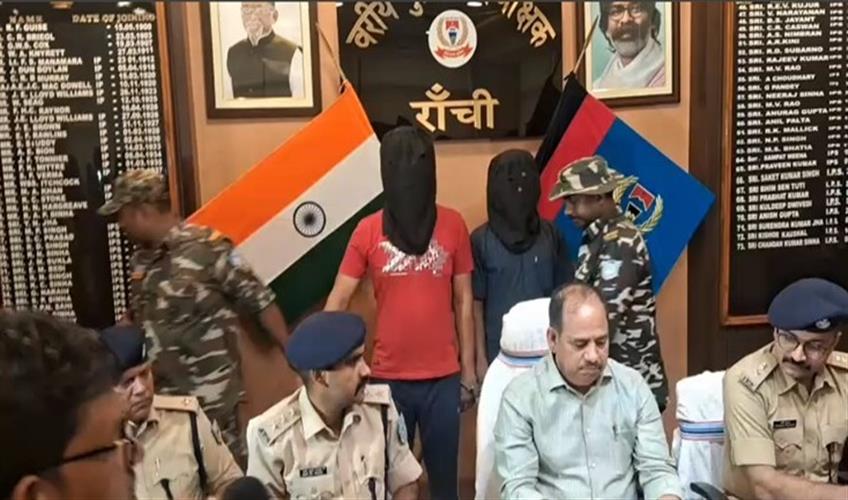Khabar East:Two-arrested-for-making-fake-army-seal