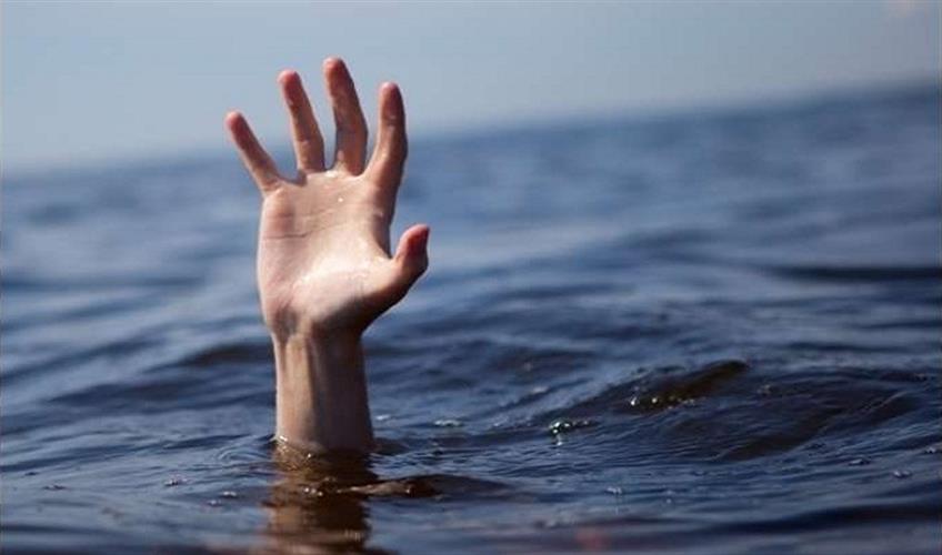 Khabar East:Two-friends-who-went-to-picnic-died-due-to-drowning-in-the-lake