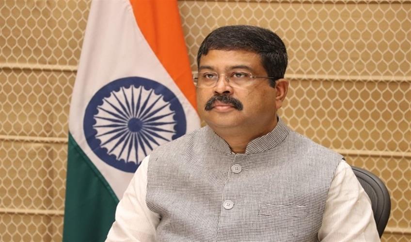 Khabar East:Union-Minister-Pradhan-expressed-grief-over-the-deaths-in-the-fire-accident-in-Kuwait