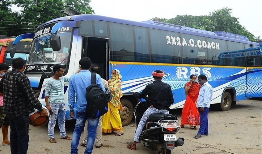 Khabar East:bus-service-started-in-chhattisgarh-passengers-not-found-on-first-day-raipur-bus-stand-chhattisgarh-unlock